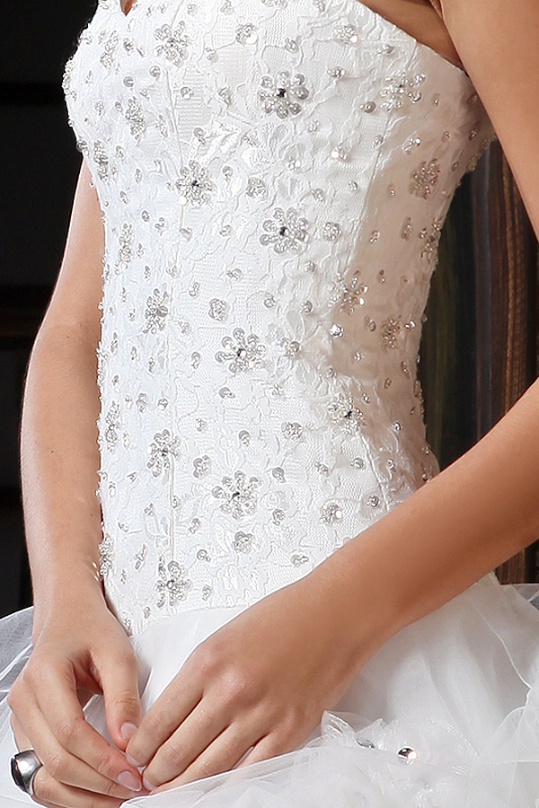 Sweetheart Tulle Princess Wedding Gown - Click Image to Close